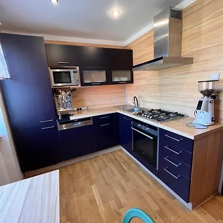 2 Bedroom - Center 850m *